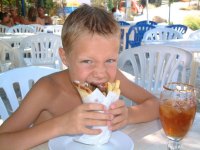 Pita met giros op Rhodos.